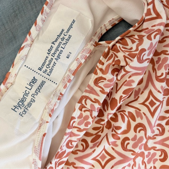 SOLD Roxy - Picture 5 of 7